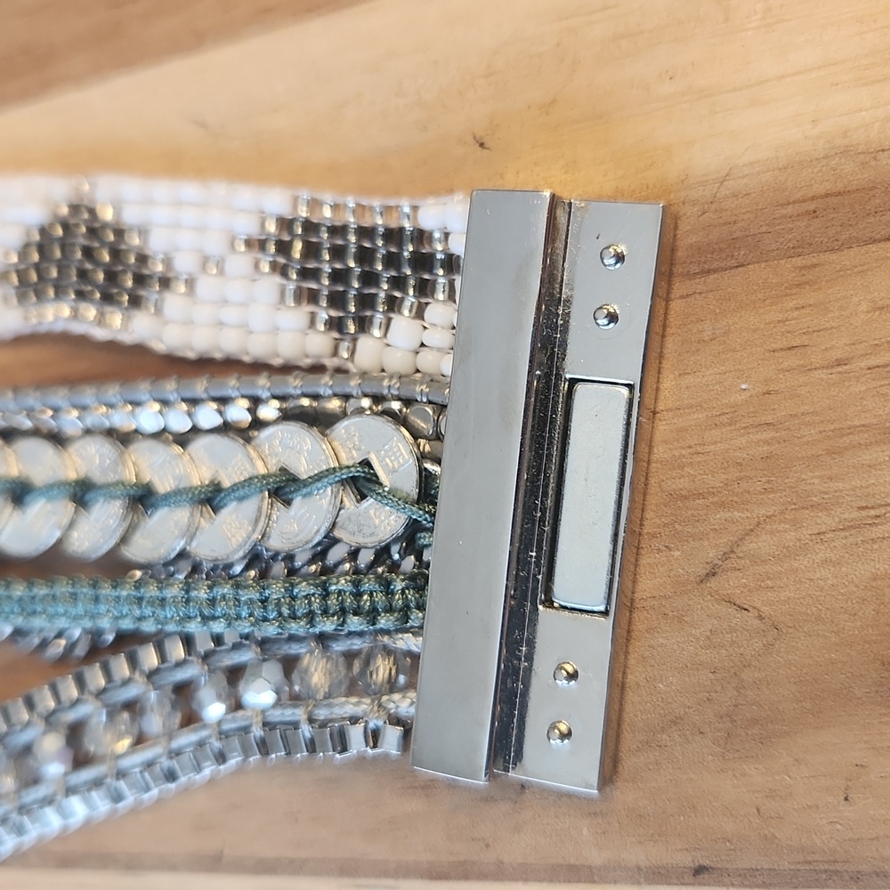 Victoria Emerson Silver and White Apple Watchband - Picture 5 of 8